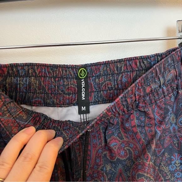 Volcom Swim Trunks - Picture 4 of 6